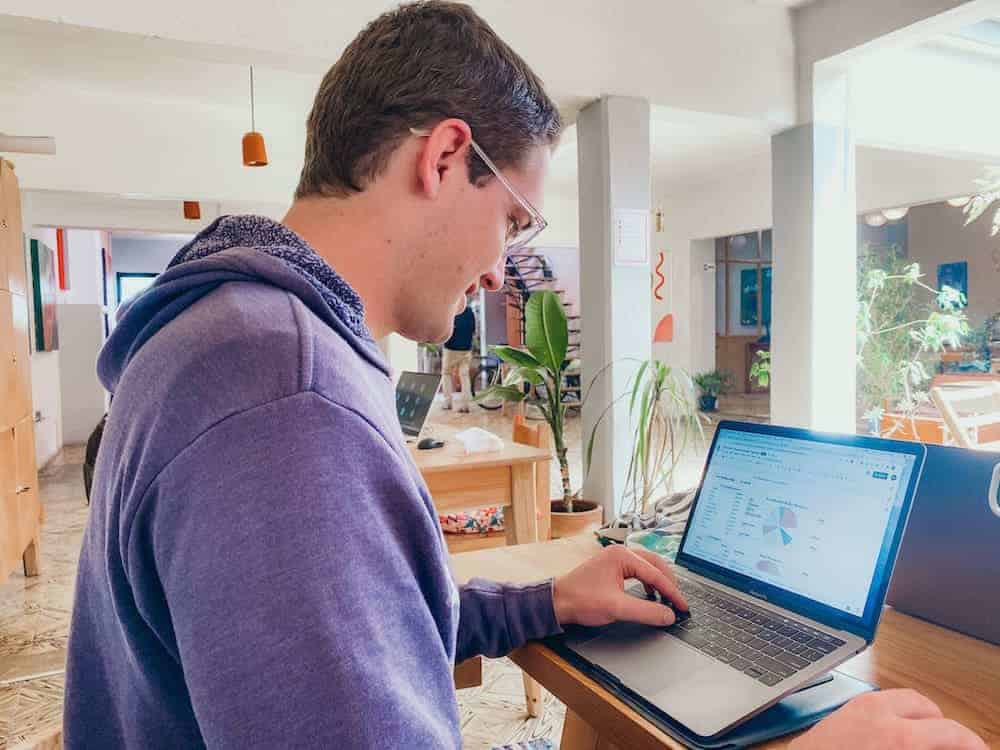 digital nomad budget