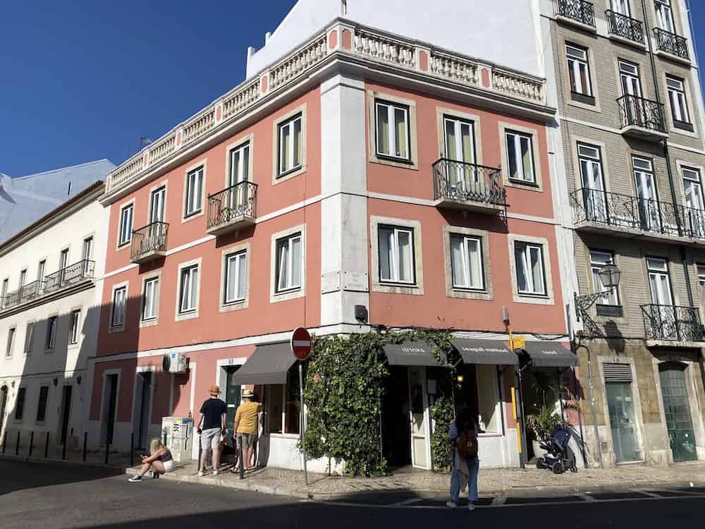 principe real lisbon cafes